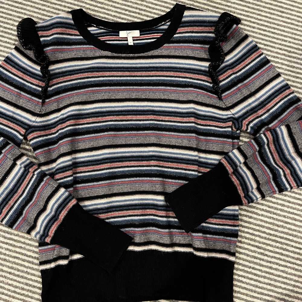 Joie sweater with sparkle thread